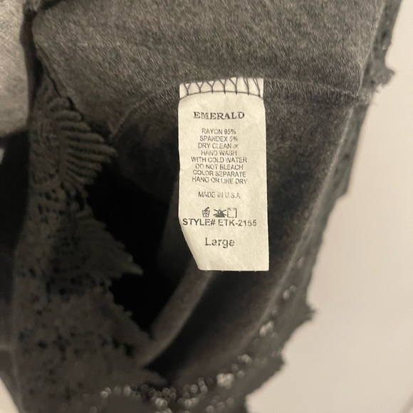 Soft Jersey Material Lace Hem Top - Picture 5 of 5